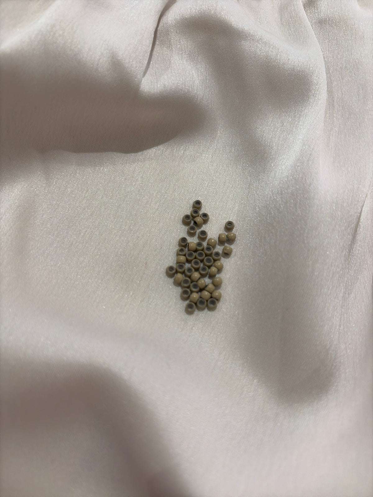 100 6# Grey Blonde 3mm Silicone-Lined Aluminium Nano Beads